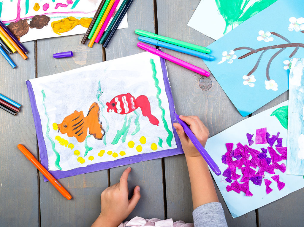 Painting Art plays a more important role in child development than you might think. Artistic activities help children learn other subjects such as reading and math. It also promotes visual, motor and social development. Painting aids your child develop mobility skills